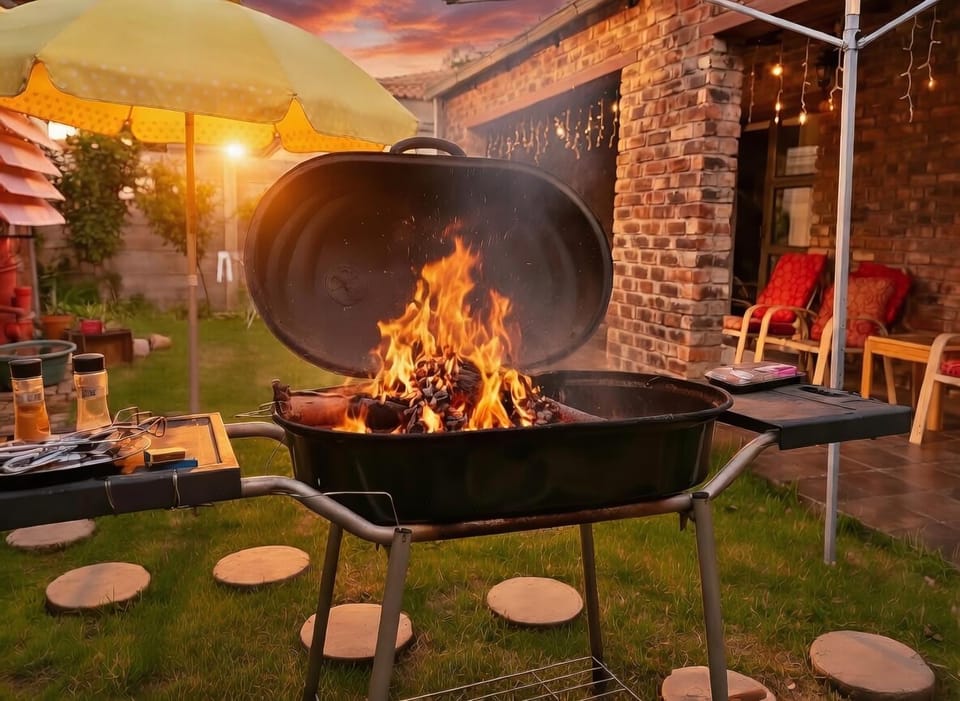 BBQ facilities, Garden, Inner courtyard view