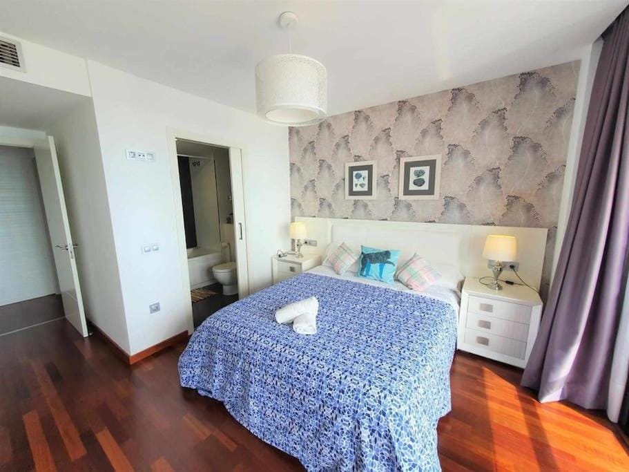 Lujoso apartamento a 1a línea del mar Apartment in Lloret de Mar