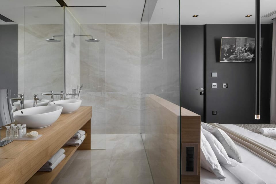 Bathroom, Bedroom