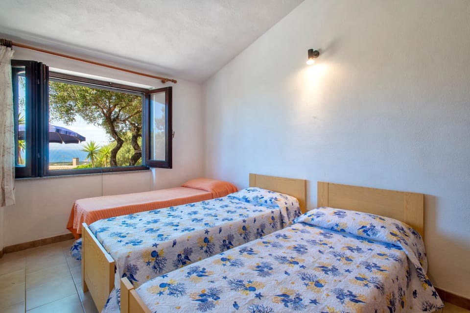 Property building, Living room, Bedroom
