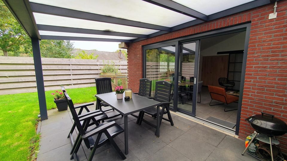 Property building, Balcony/Terrace
