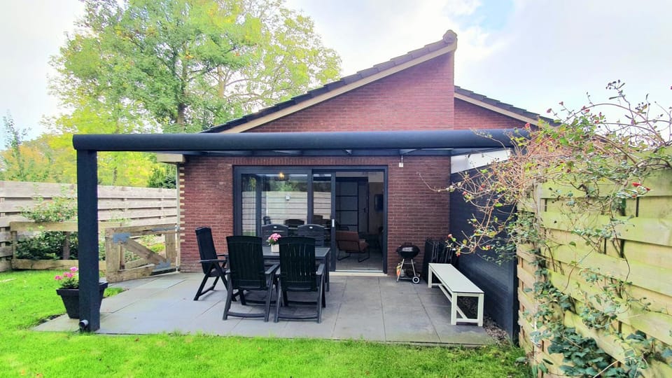 Property building, Balcony/Terrace