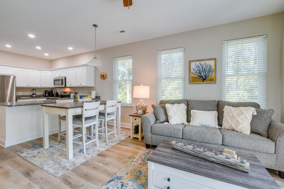 Murrells Inlet Home: Half-Mi to Marsh Walk! House in Murrells Inlet