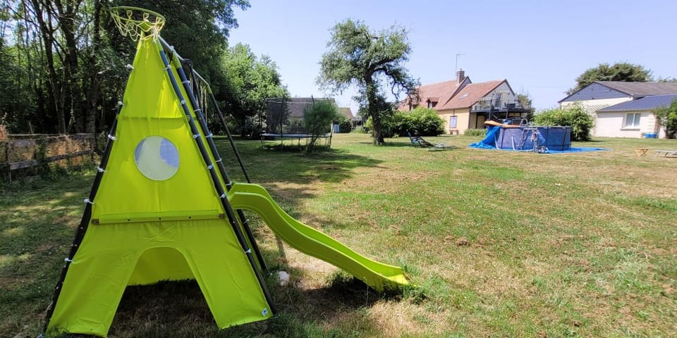 le Nid perché Apartment in Centre-Val de Loire