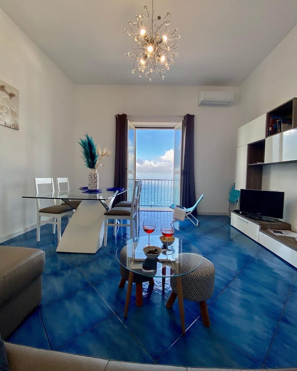 IL PROFUMO DEI FIORI SUITE Apartment in Praiano