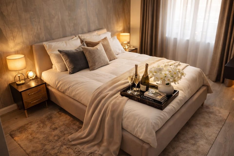 Bed, Bedroom