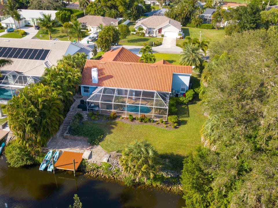Property building, Bird's eye view