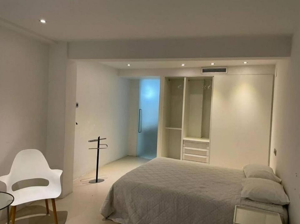 LovelyLoft Explanada Apartment in Alicante