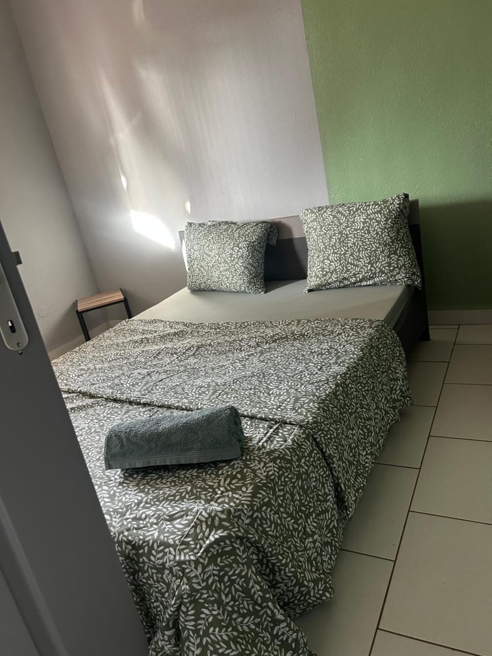 Le Donjon du lycée Apartment in Africa