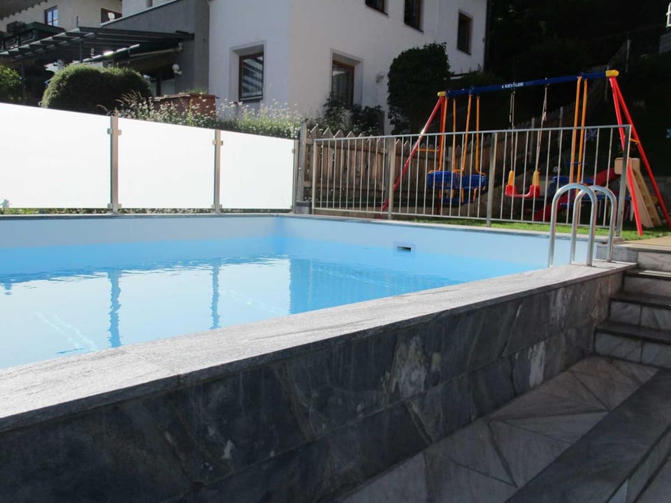 Swimming pool, Swimming pool