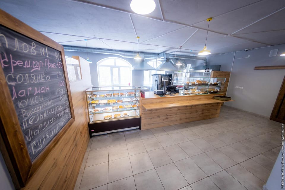 Restaurant/places to eat, Dining area