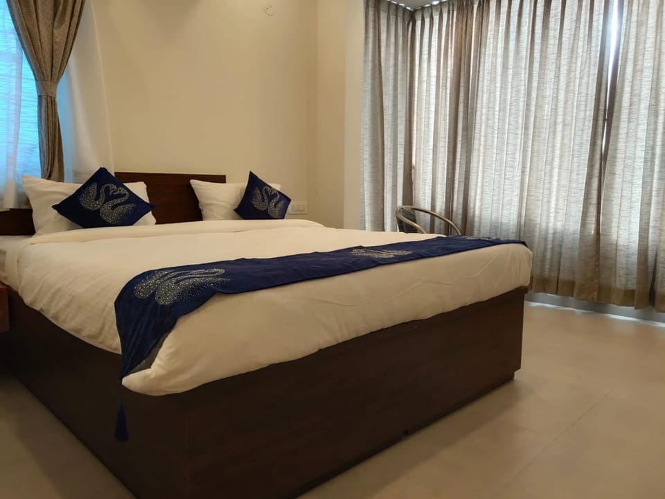 Hotel Amulya Fine Dine Hotel in Bengaluru