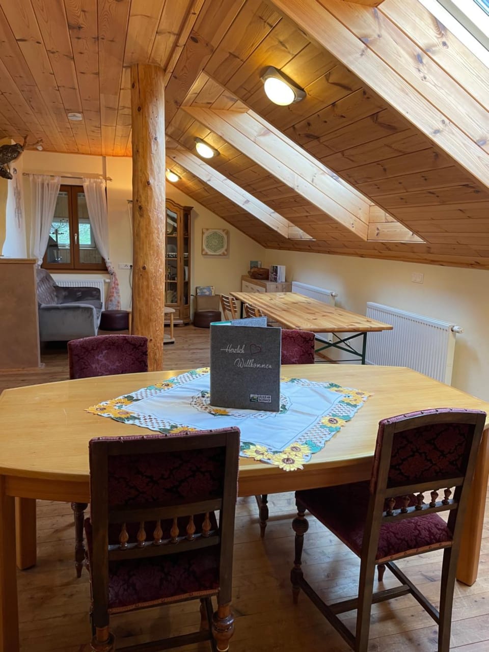 Living room, Dining area