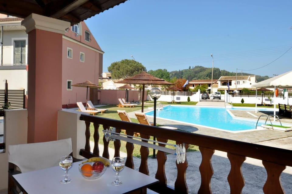 Balcony/Terrace, Pool view