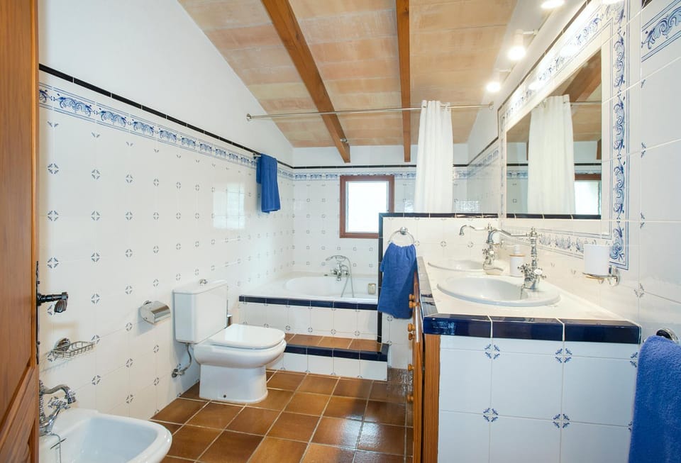 Bathroom, Bath