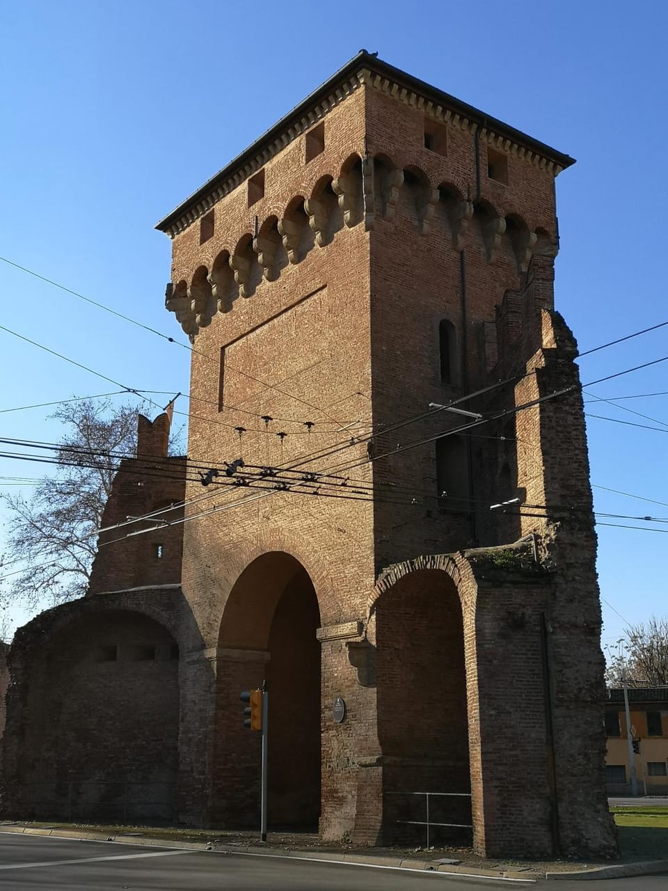 Nearby landmark, Landmark view, Location