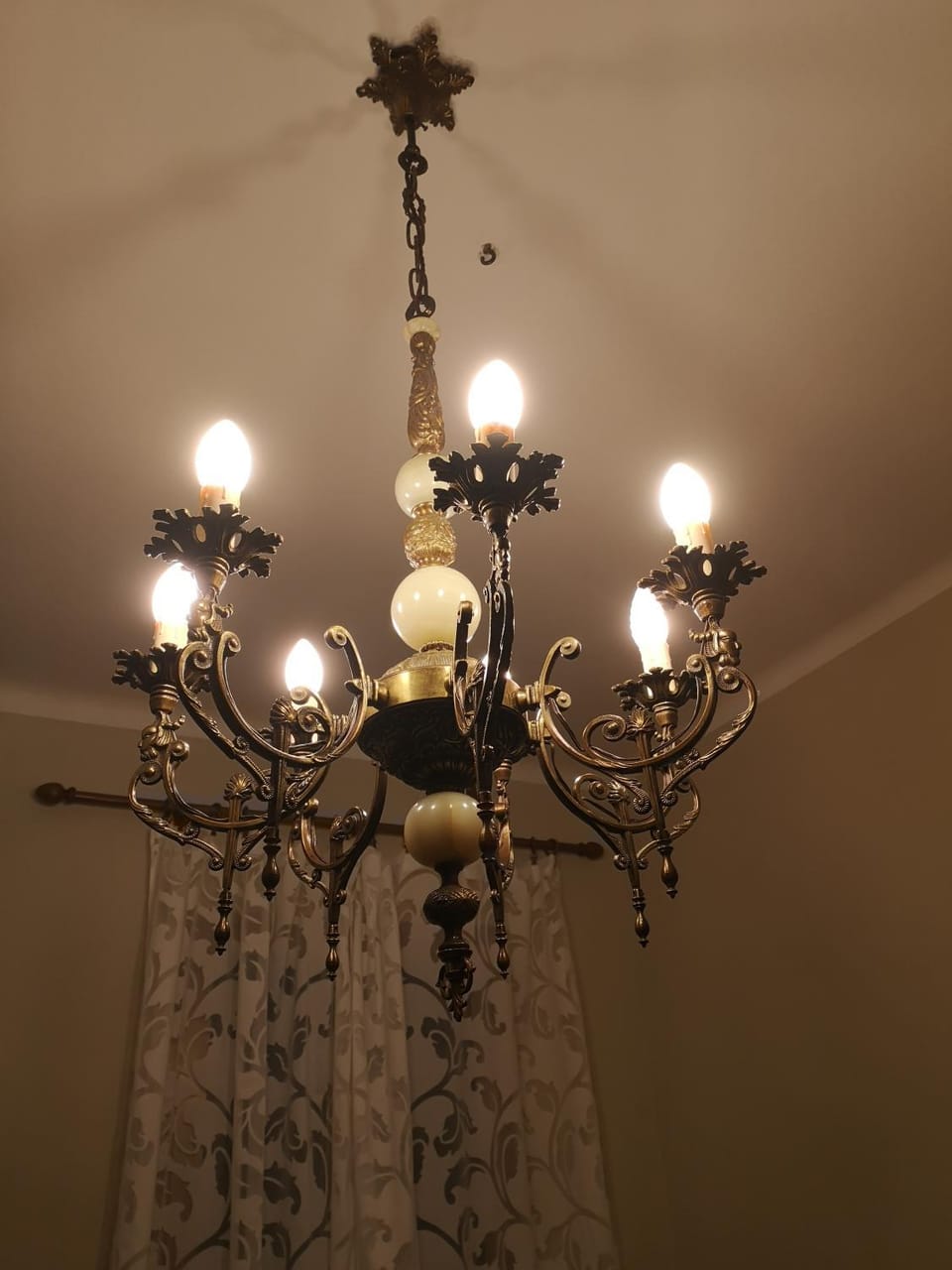 Living room, Decorative detail