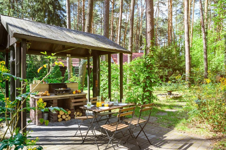 BBQ facilities, Garden