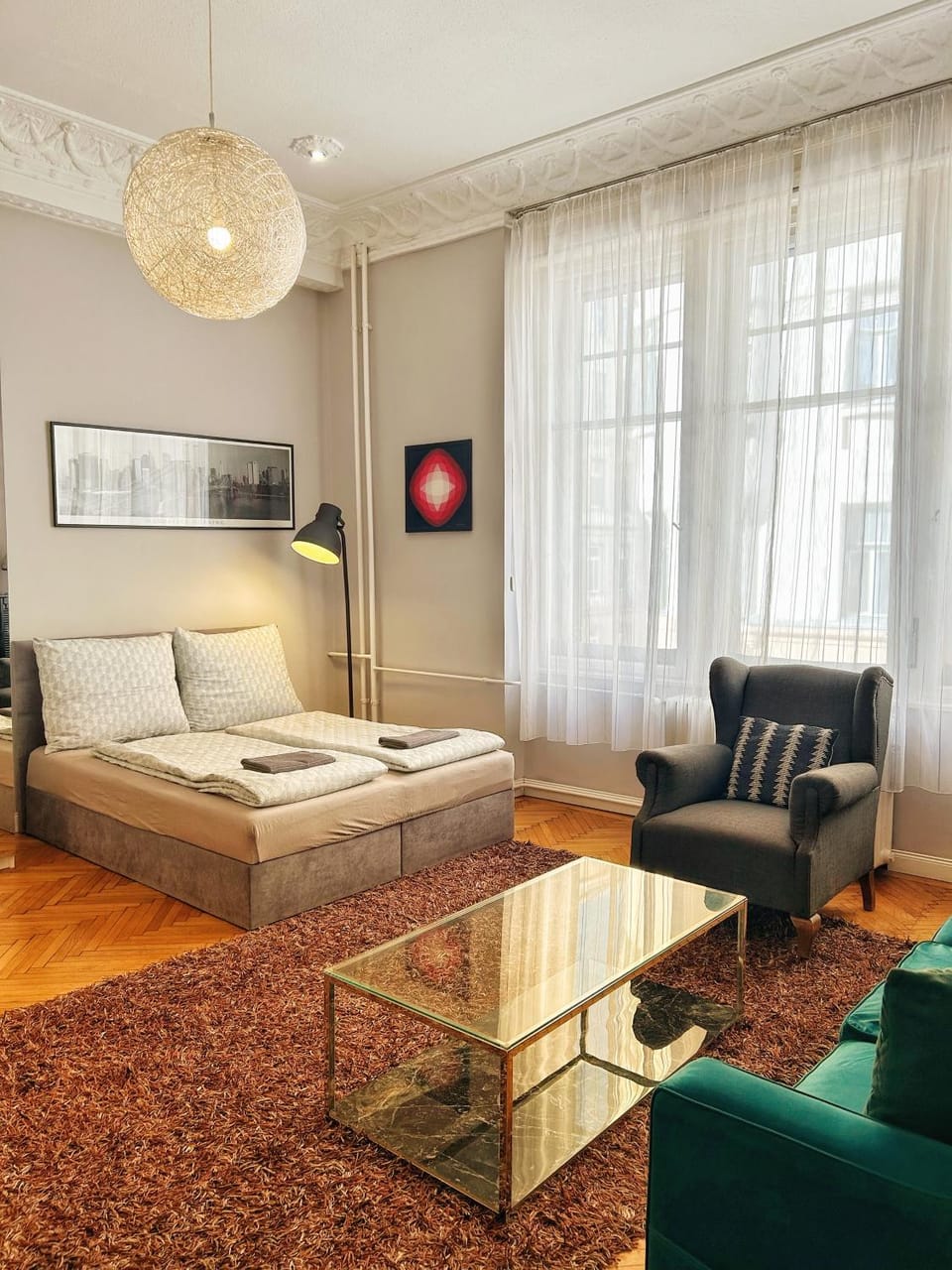 Bed, Living room, Photo of the whole room, Bedroom