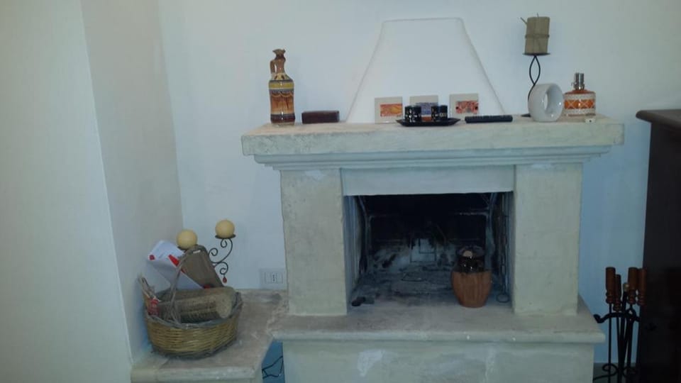 Charming apartment in Castiglione with terrace & jacuzzi Apartment in Apulia