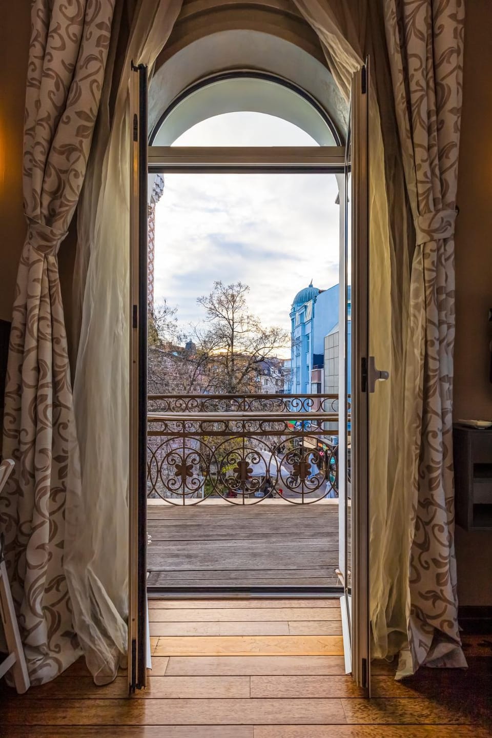 Nearby landmark, Balcony/Terrace, City view