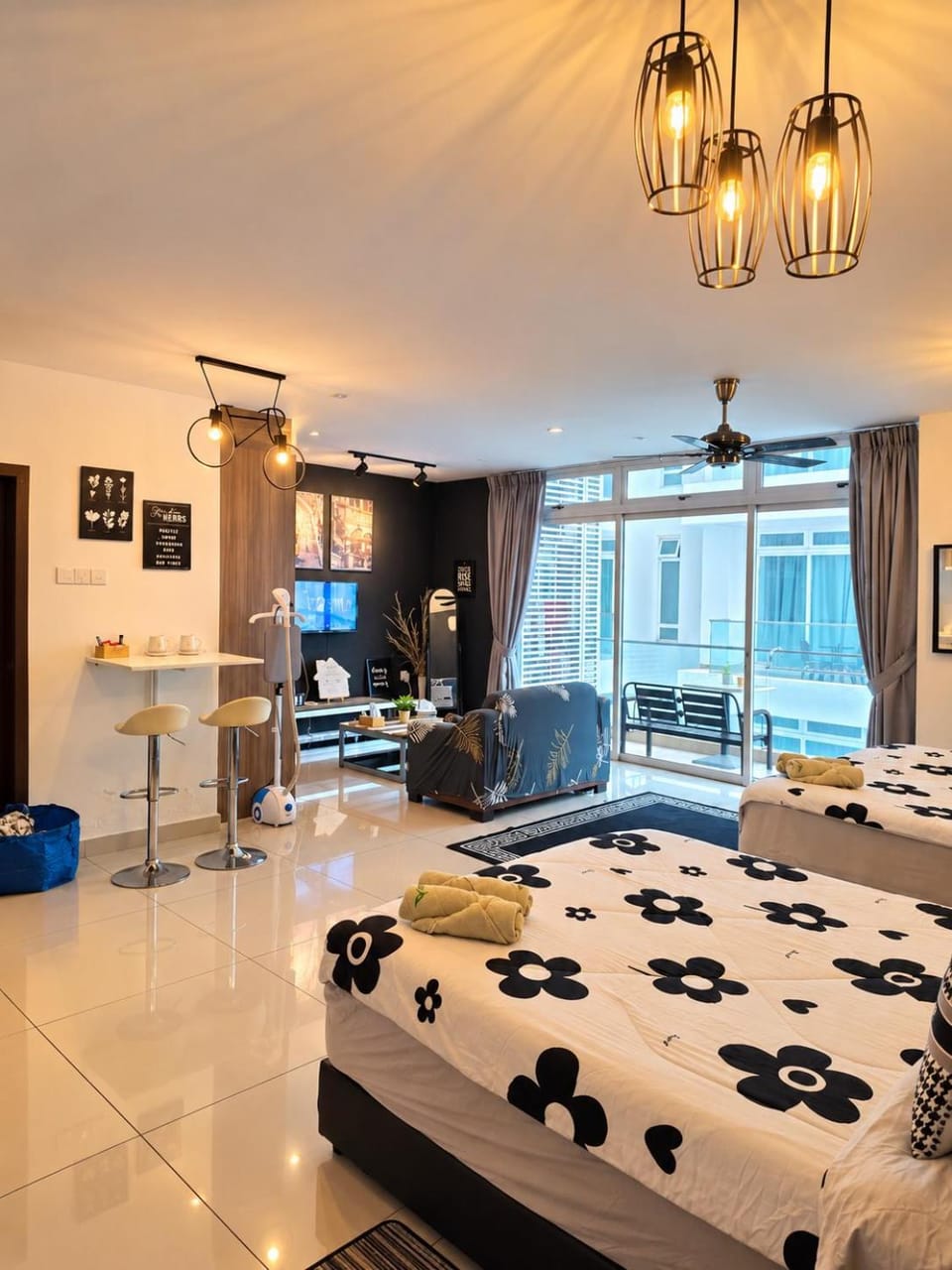 Photo of the whole room