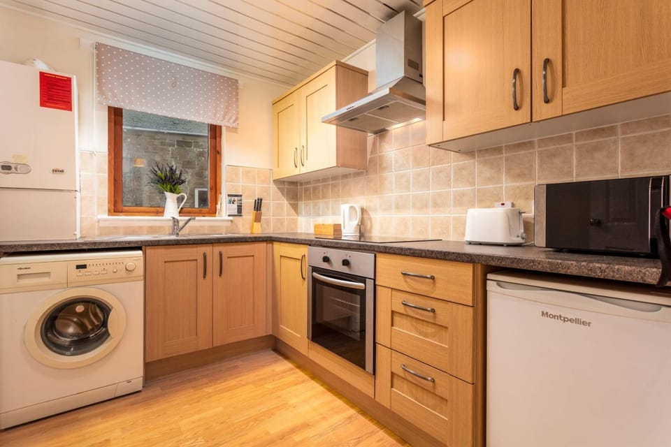 Prestwick Central - Donnini Apartments Apartment in England