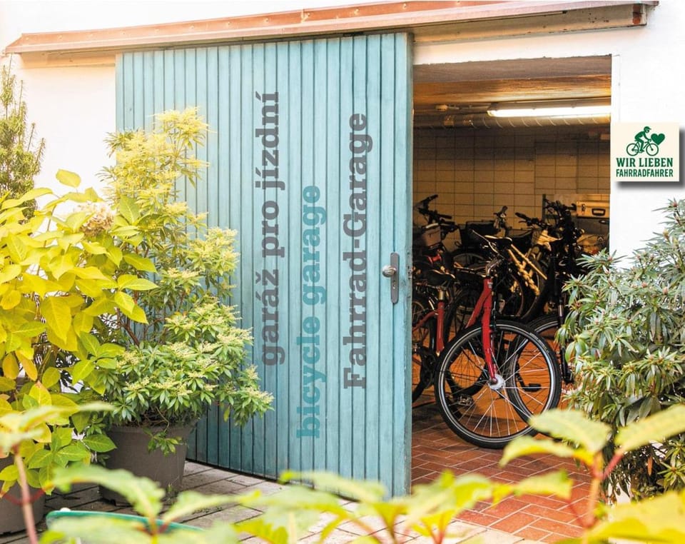 Property building, Cycling