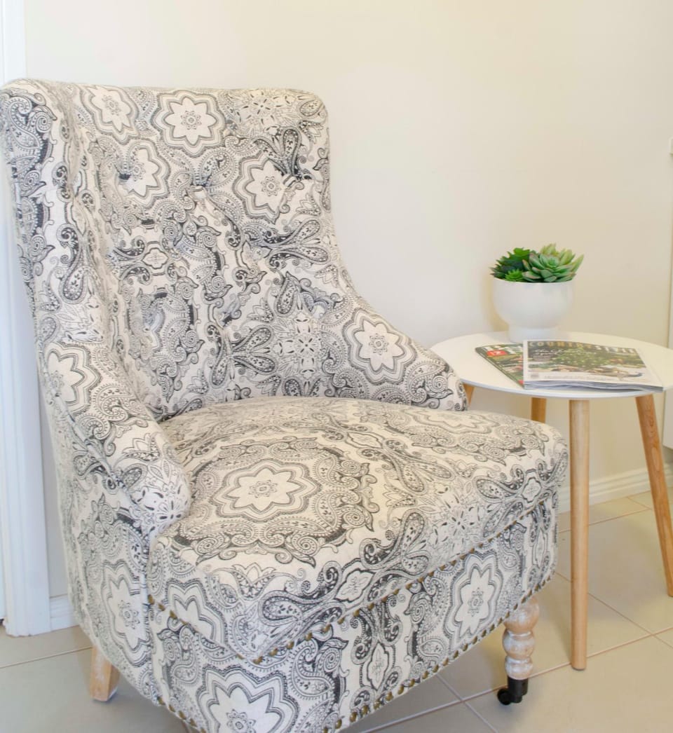 Bartletts Corner - Private Peaceful Studio Apartment in Orange