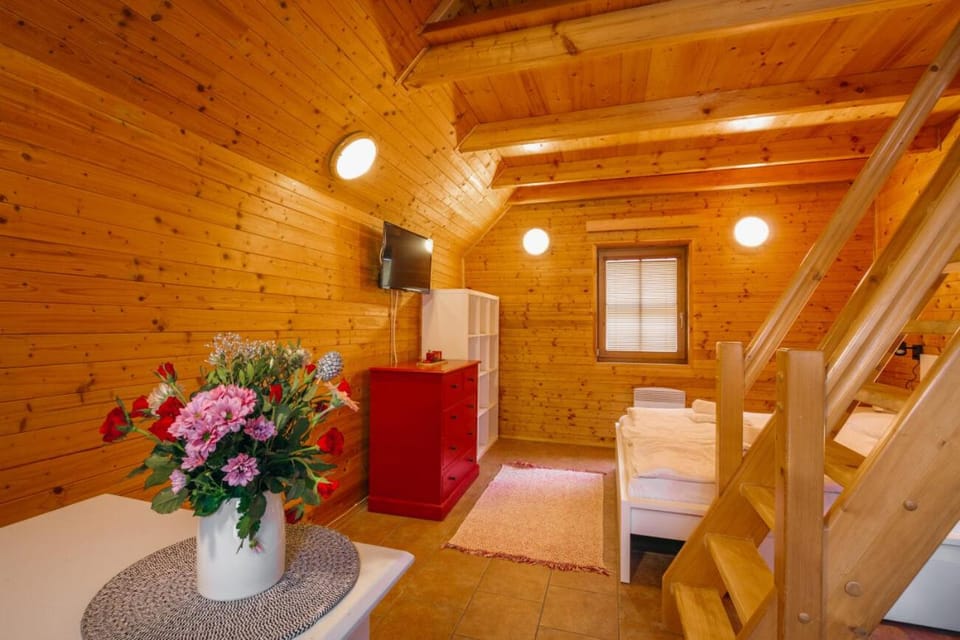 Chalets & Apartments - Base Camp Medvědín Campground/ 
RV Resort in Lower Silesian Voivodeship