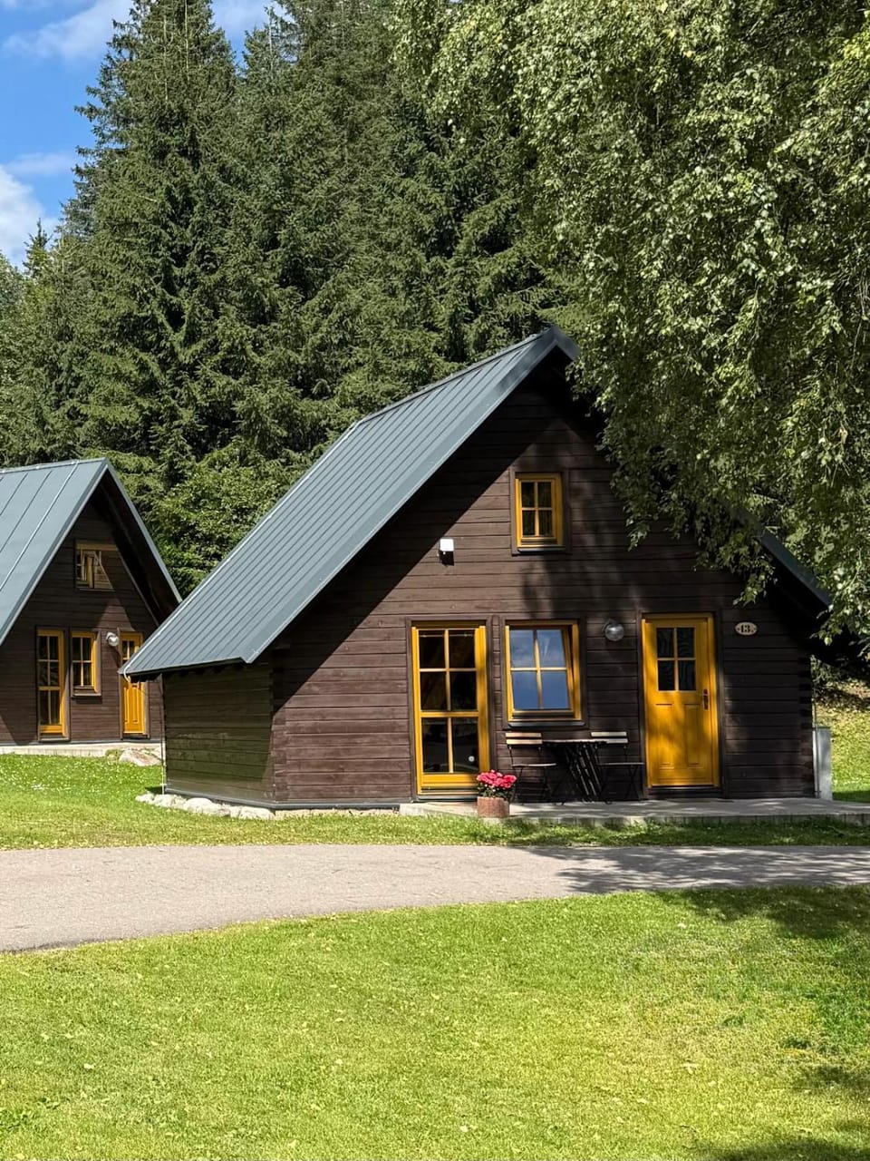Chalets & Apartments - Base Camp Medvědín Campground/ 
RV Resort in Lower Silesian Voivodeship