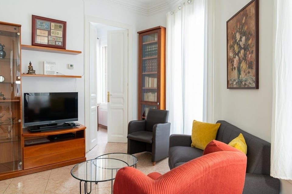 TV and multimedia, Living room, Seating area