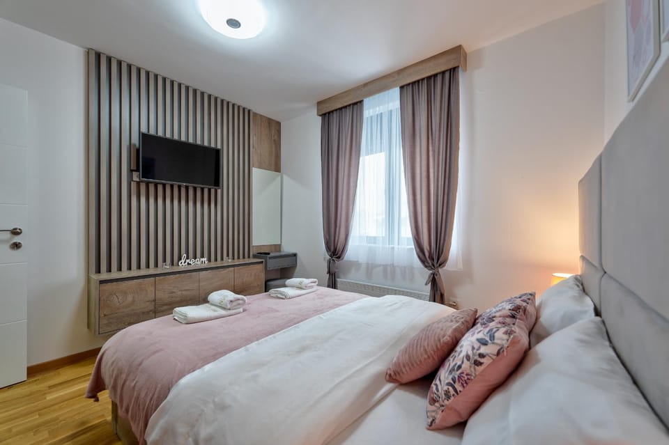 TV and multimedia, Bedroom
