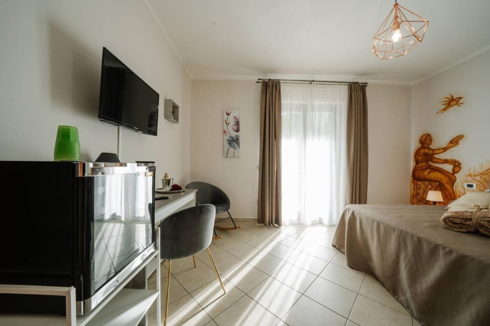 TV and multimedia, Photo of the whole room
