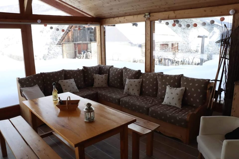 Living room, Lounge or bar, Seating area