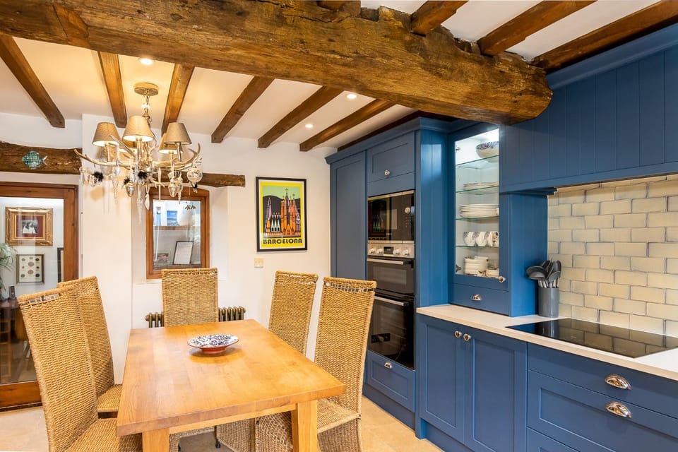Granary Cottage Luxury Barn Conversion House in Wychavon District