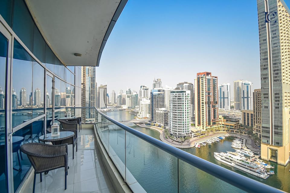 Property building, Day, View (from property/room), Balcony/Terrace, Living room, City view, Pool view, Swimming pool