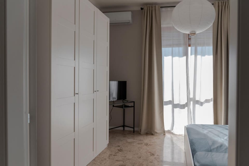 TV and multimedia, Bedroom, locker, locker, wardrobe