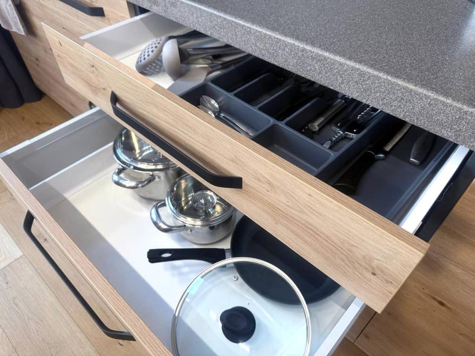Coffee/tea facilities, Kitchen or kitchenette