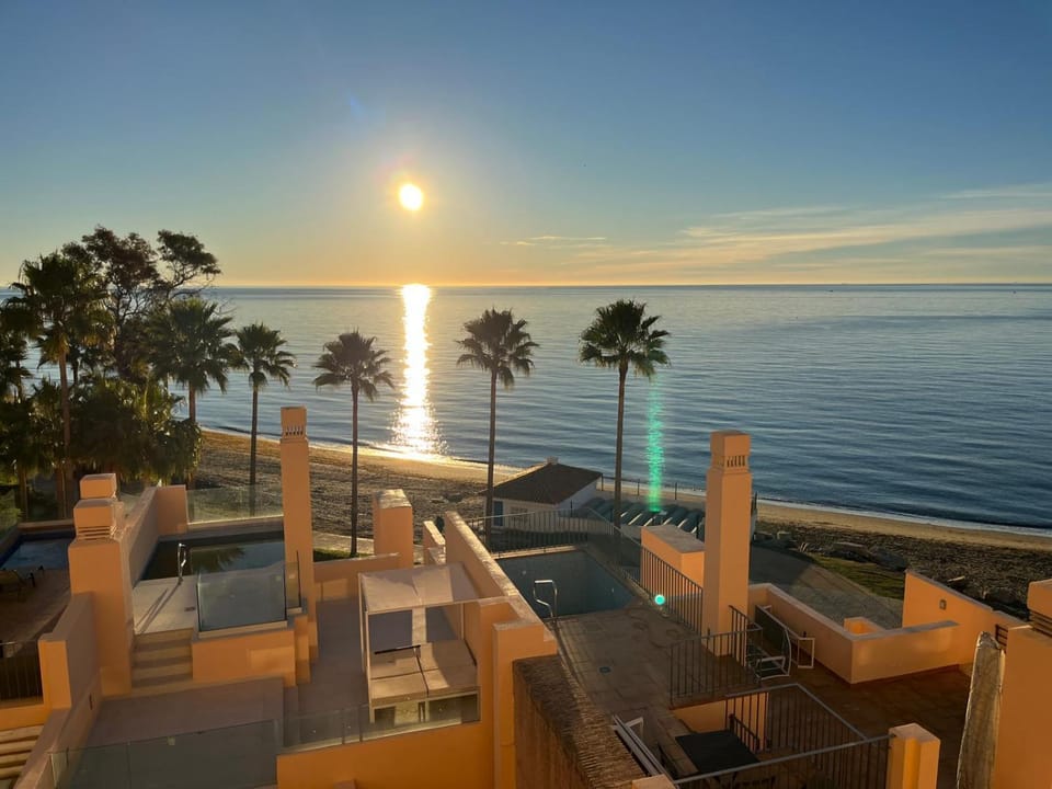 Natural landscape, Sea view, Sunrise, sunbed