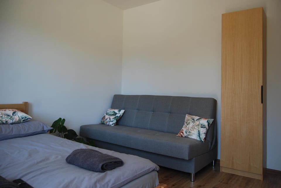 Seating area, Bedroom