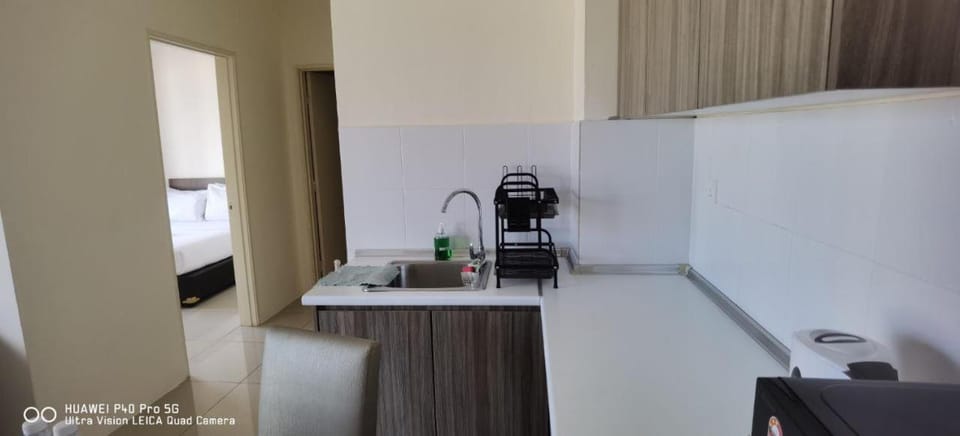 Coffee/tea facilities, Kitchen or kitchenette, Communal kitchen