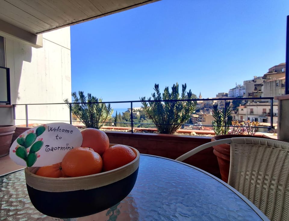 Food close-up, Natural landscape, Summer, View (from property/room), View (from property/room), Balcony/Terrace, Food, City view, City view, Sea view, Sea view, Seasons