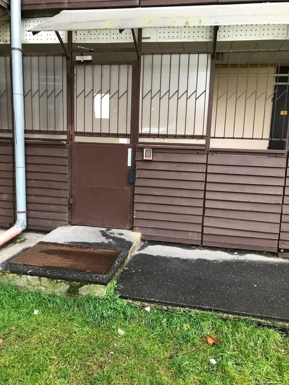 Facade/entrance