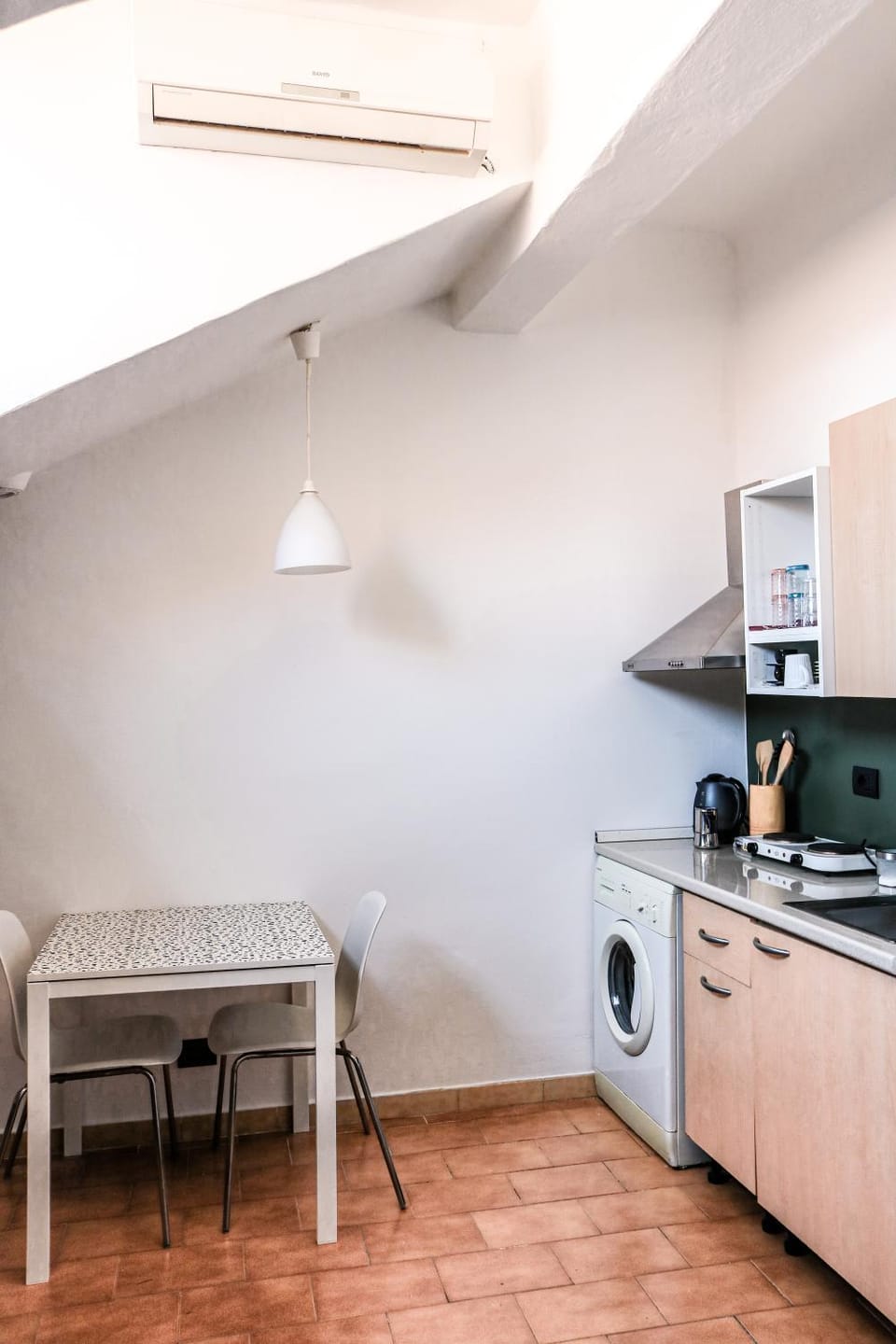 Kitchen or kitchenette