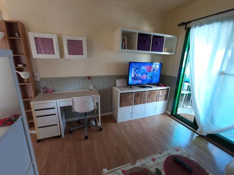 TV and multimedia, Living room, Seating area