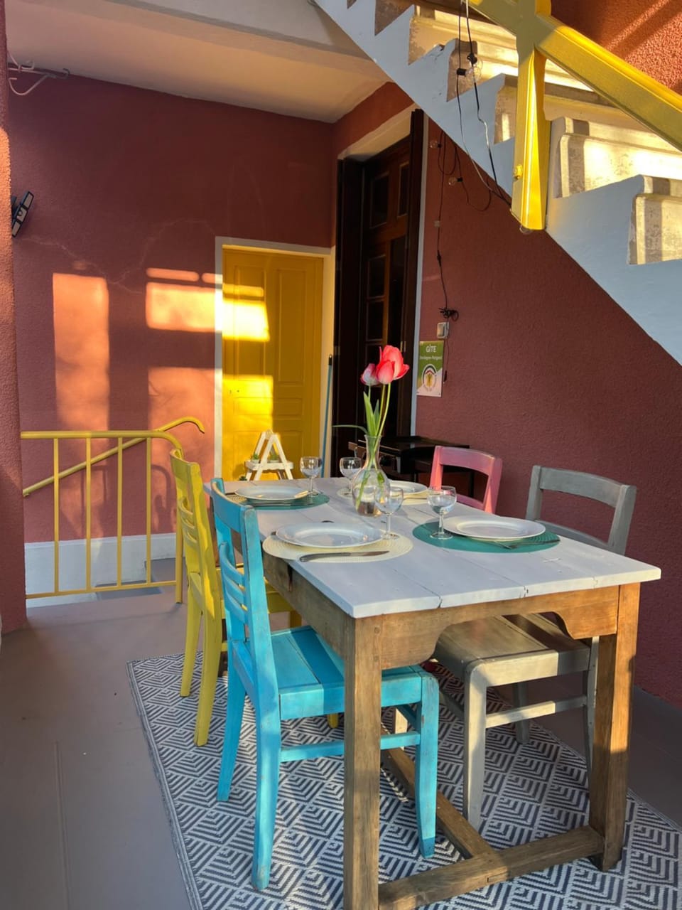 Patio, Dining area