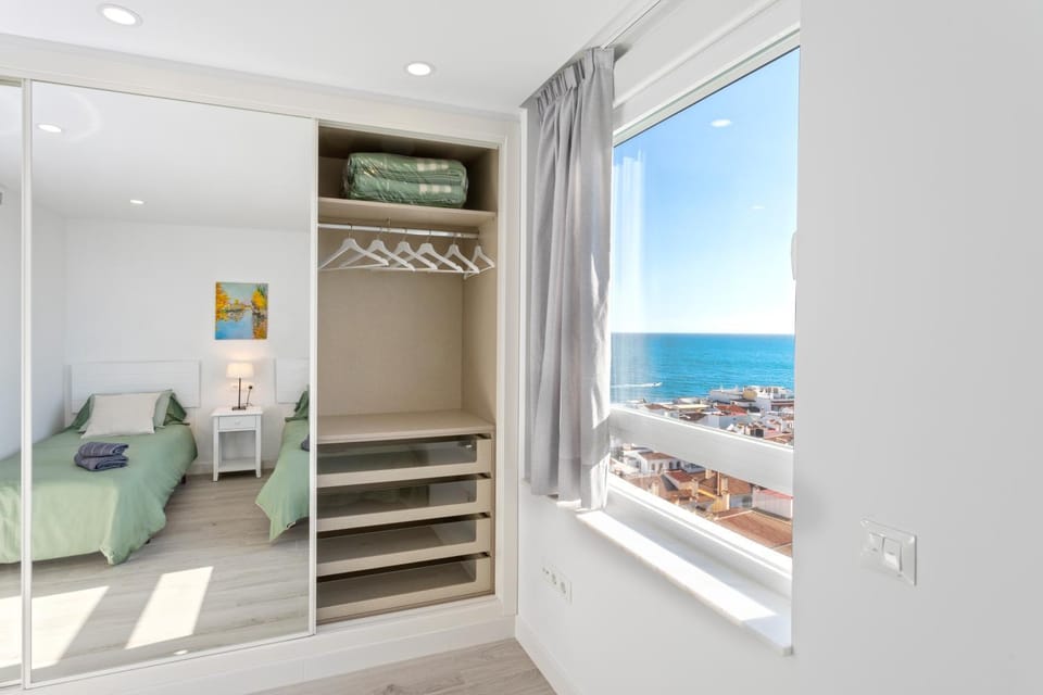 Bed, Bedroom, Sea view, wardrobe