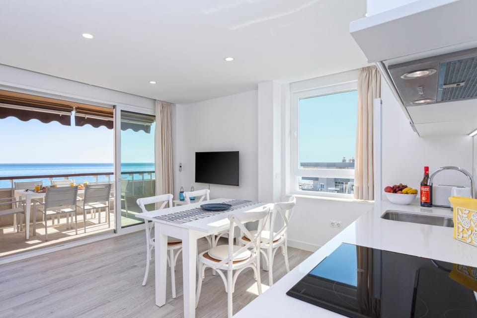 Dining area, Sea view
