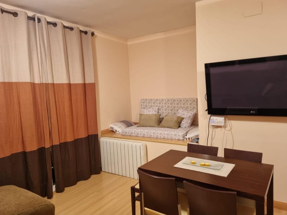 TV and multimedia, Dining area